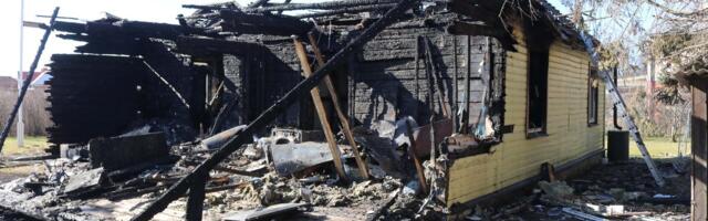 FOTOD | Ise tehtud akusüsteem põhjustas märtsikuus Viimsis üliintensiivse tulekahju