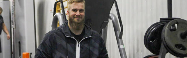 Hiiumaa tugevaim rammumees tõstab soojenduseks 290 kilo