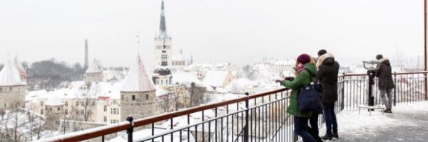 Välisturistide arv tasapisi taastub