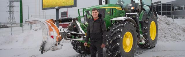 Parim nisukasvataja Karl-Gustav Peterson panustab oma uhiuue traktoriga Tartu tänavate turvalisusesse