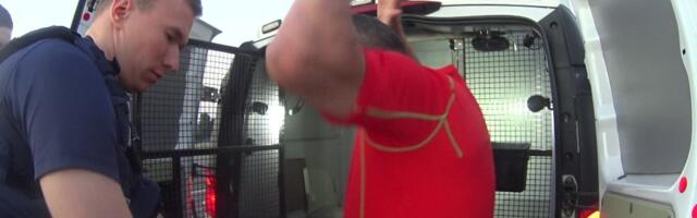 Tartu lennujaama lähedal sõitis purjus autojuht teelt välja