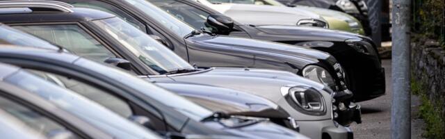 Autode müük kukkus poole võrra. Turg võib jääda maksušoki küüsi ka järgmisel aastal