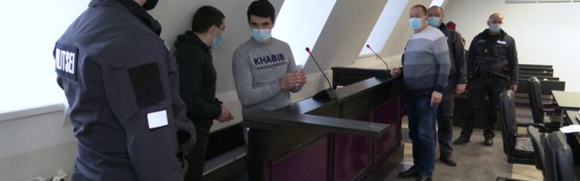 Reporter: Kohtu ette astusid Pärnu- ja Raplamaal pangaautomaate tulutult tühjendada üritanud välismaalased