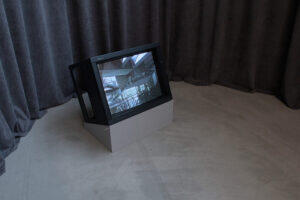 „Kui aeg enam ei voola, vaid tõuseb üle kallaste ja paisub ääretuks tulvaks“ ARS Projektiruumis