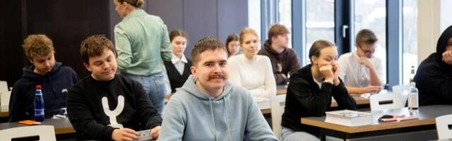 FOTOD JA VIDEOD ⟩ Abiturient pärast riigieksamit: mõni teema oli selline, et pea tahtis otsast ära kukkuda