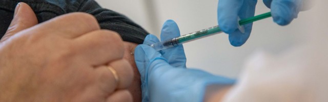 JUHTKIRI Kohustuslikud piirangud ja vabatahtlikud vaktsiinid