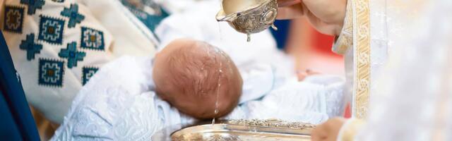 Preestri vea tõttu on tuhandete laste ristimised kehtetud