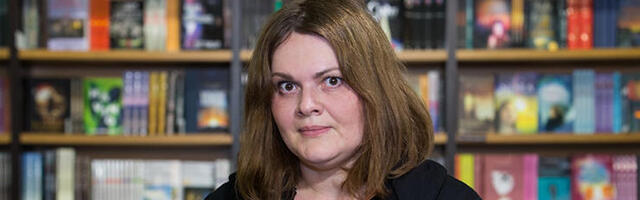 Miks on vangidel ja alkohoolikutel ravikindlustus, kuid paljudel kunstiinimestel ja kodustel emadel mitte?