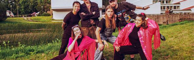 „Frän­kis“ män­gi­nud Keh­ra an­sam­bel an­dis väl­ja de­büütp­laa­di