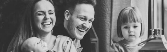 Reporteri ilmatüdruk Marit Rattasepp tunnistab, et kodus on beebi Aroniga hea, kuid Marit kibeleb juba tööle