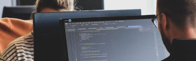 Ekspert: enne oli vaja 5-6 programmeerijat, nüüd sama töö peale vaid 1-2 ja tehisintellekti