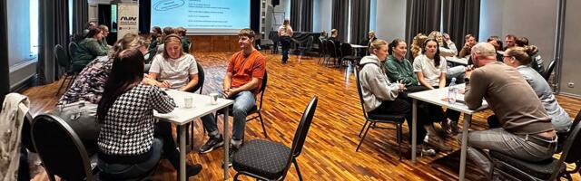 Anija valla noored kohtusid valimisnimekirjade esindajatega