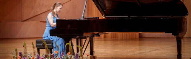 Galerii: EMTA suures saalis esitleti uut Steinway kontsertklaverit