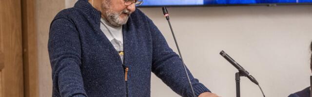 Narva linnavolikogu opositsioon esitas Stalnuhhinile umbusaldusavalduse