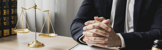 SAPTK loodav õiguskeskus taotleb kohtult vallandamisohus politseinikele esialgset õiguskaitset