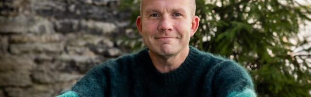 FOTO | „Et oleks ikka särtsu!“ Lauri Liiv näitab esimest kuuske oma uues kodus