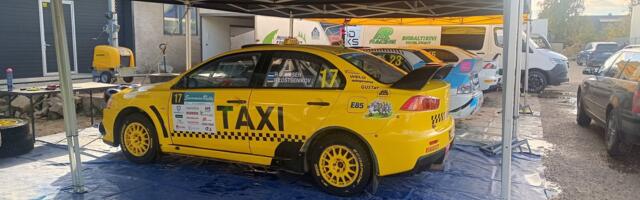 FOTOD | „Saarlased ei andestaks, kui seda enam kalendris poleks.“ Rallihooaja finaal toob piirkonda ca 2 miljonit majanduslikku mõju