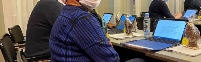 Narva volikogu esimeheks sai uue koalitsiooni kandidaat Tatjana Stolfat