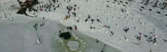 Reporter: Poolas kogutakse 1000 lumememmega väikese poisi hirmkalliks operatsiooniks raha