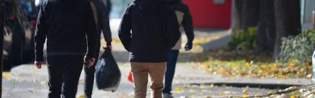 Töötute arv Eestis on visa kahanema, eriti noorel on raske tööd leida