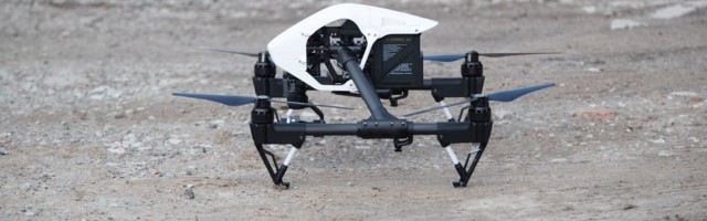 Juulist peab drooni registreerima ja omandama lennutamise pädevuse