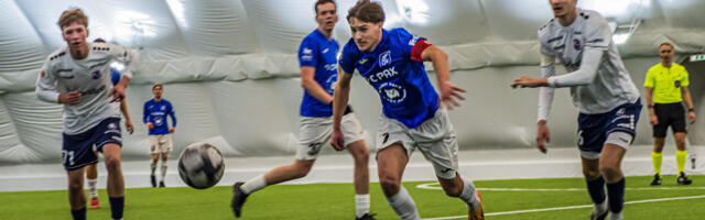 Jalgpallihooaja selgroog on murtud, aga tulemused pole kiita