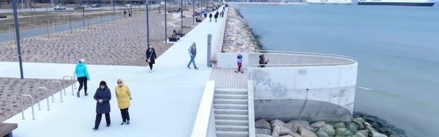 VIDEO | Hoidke vahet! Tallinnas lahutavad kampu valjuhäälsed droonid