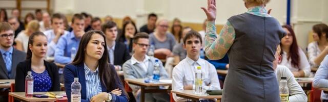 Matemaatika riigieksamil tohib edaspidi spikrit kasutada. Ülikoolid: õpilased võivad mugavaks muutuda