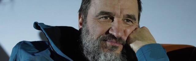 Jezdić i glumačko stado