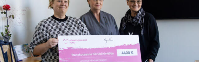 GALERII | Sirje Karis andis Hiiumaa haiglale üle toetuse