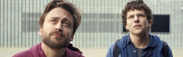 ARVUSTUS | Emotsionaalne tragikomöödia „Tõeline valu“ toidab hinge