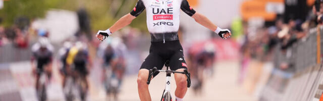 Ayuso võitis Giro esimese mägietapi, Roglic sai selga roosa särgi