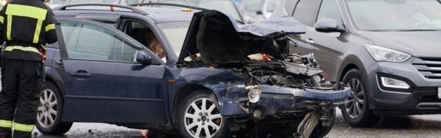 Horor kod Veriga: Dečak poginuo u saobraćajnoj nesreći, tri osobe povređene