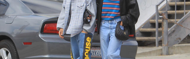 Stiilispikker: triibud ja teksa!  Mida kannab Hailey Bieber