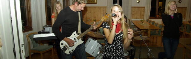 Arvustus. Plixide loomingu kõige lahedam omadus on prii elurõõm