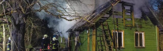 Reporter: Paides puhkenud tulekahjus hukkus kaks inimest