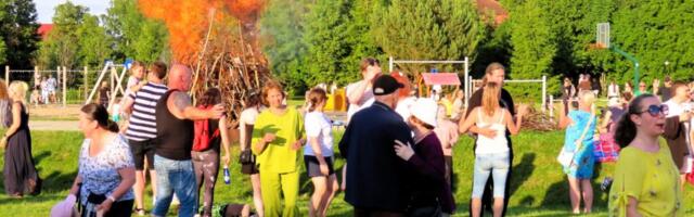 SUUR JAANIGALERII 2: Randvere küla jaanipidu
