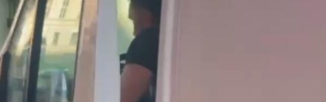 Ärev hetk Tallinna südames: mees surus naise jõuga kaubikusse ja ähvardas pealtnägijat haamriga