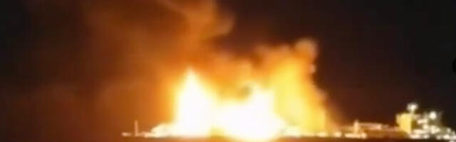 VIDEO: Vene vedelgaasi tanker sai tabamuse Vahemerel, süttis põlema