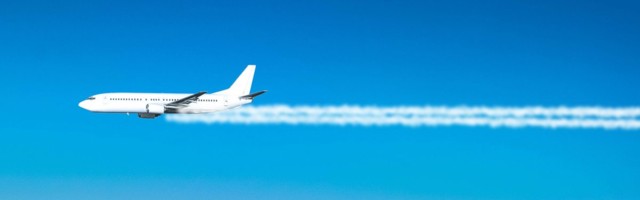 Lennukite kondensatsioonijäljed on kliimale ohtlikud. Kas neist on võimalik lahti saada?
