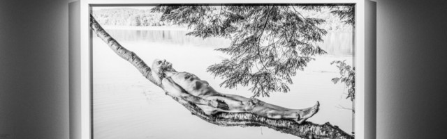 FOTOD | Fotografiskas avati legendaarse Soome-USA fotograafi näitus looduse ja inimese suhtest