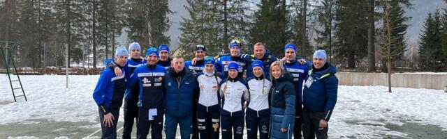 Eesti murdmaasuusatamise tiim tähistab Eesti sünnipäeva MM-il