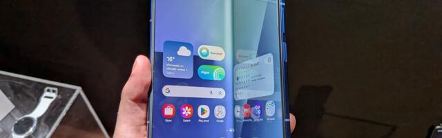 Fännid on nördinud: Samsungi uuel suurel volditaval telefonil on oluline puudus