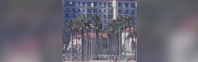VIDEO | Lõuna-Californias kukkus rannaliste sekka helikopter, pardalolnud pääsesid eluga