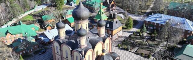 Läänemets sõitis Kuremäele, et veenda kloostrit lahkuma Moskva alluvusest