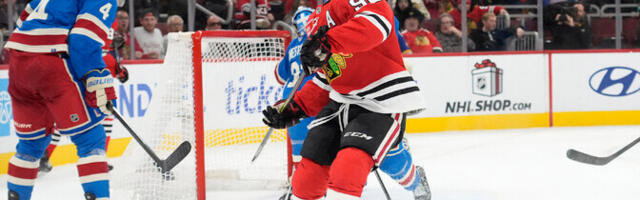Blackhawks naasis Bedardi eestvedamisel võiduteele