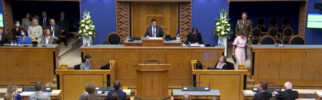 Reporter: Parlamenti kritiseerinud president Kaljulaid soovitas riigikogu liikmetel oma palka tõsta