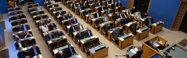 Riigikogu toetas valitsuse usaldushääletusega seotud seaduste vastuvõtmist