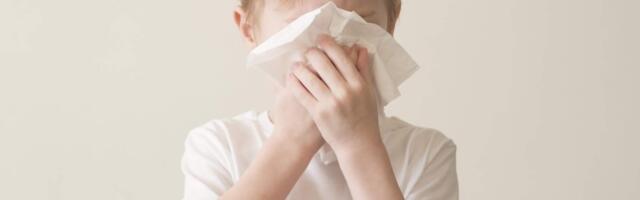 Väikelapse nohu esmased abimehed: mereveelahus ja aurutamine