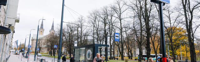 Дорожные знаки на бульварах Каарли и Мере обошлись Таллинну в 30 000 евро